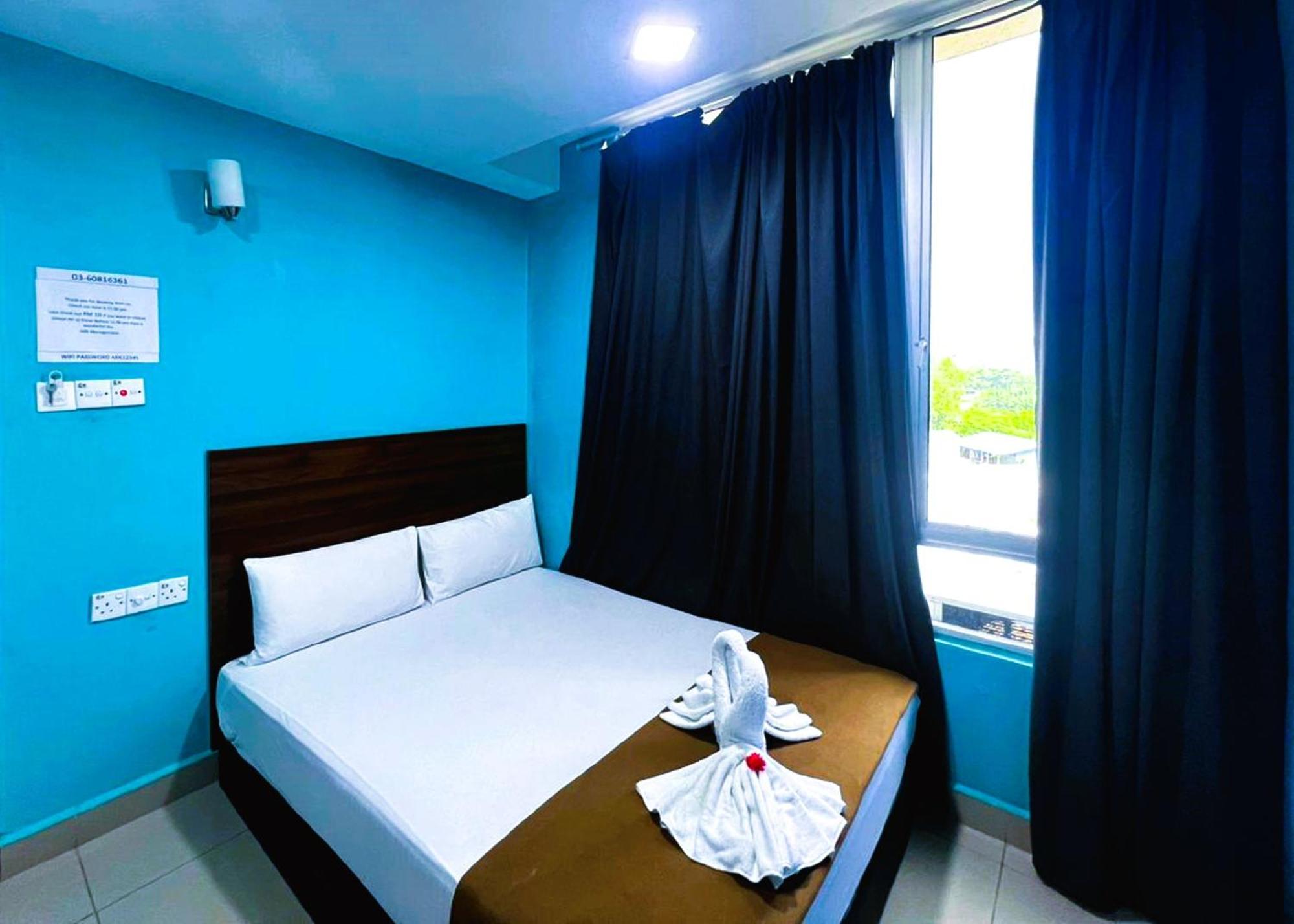 Hotel Ark Serendah 3*
